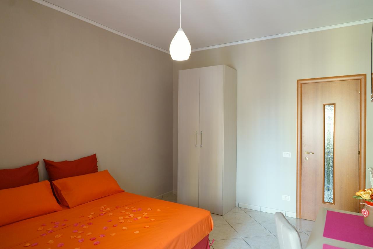 Welcome Inn Napoli エクステリア 写真